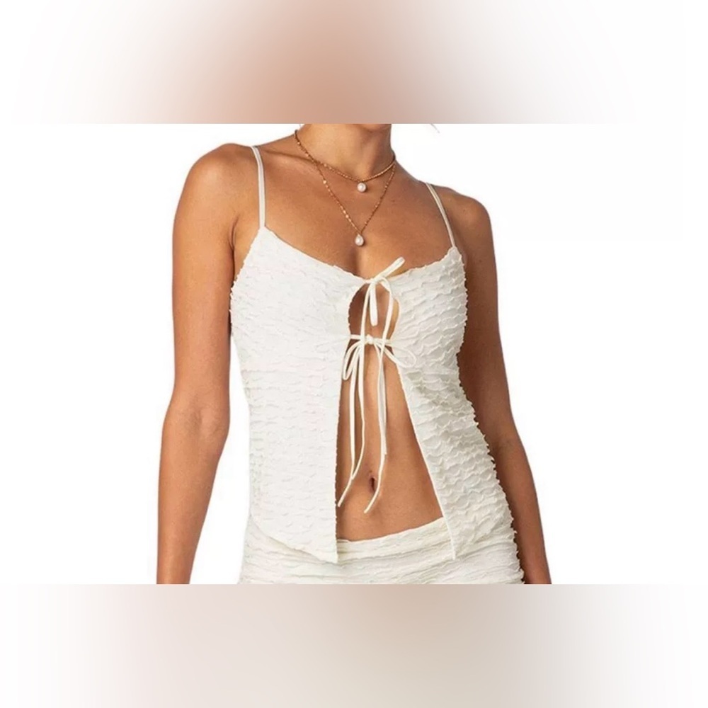 Edikted Women's Alessia tie front ruffled top Sz S